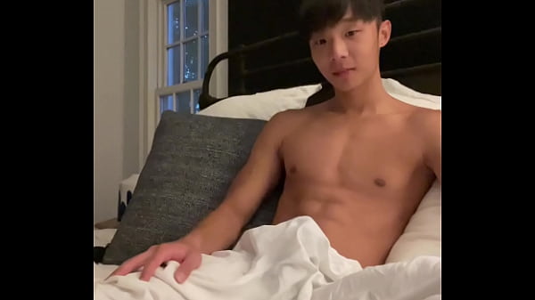 Play MP4 - Dane Jaxson stroking cock