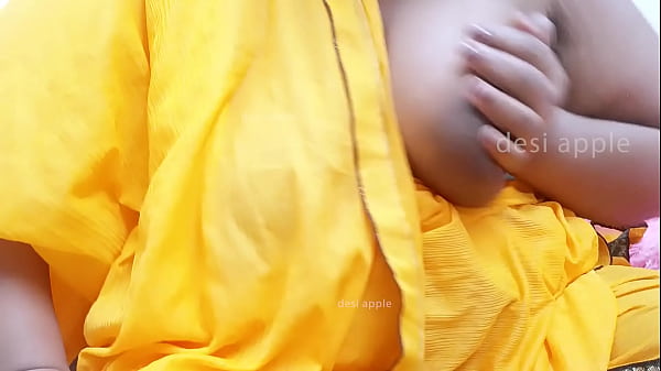 Auntyshowingboobs college student