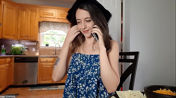 Nonton Cooked For Vore Dinner: Covered In Cheese By Sage Eldritch thumbnail