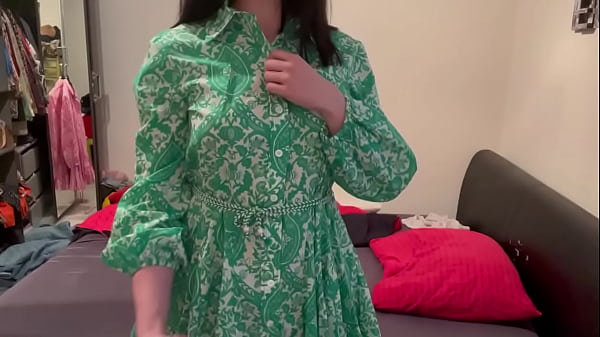 Play MP4 - Watching porn with my toys