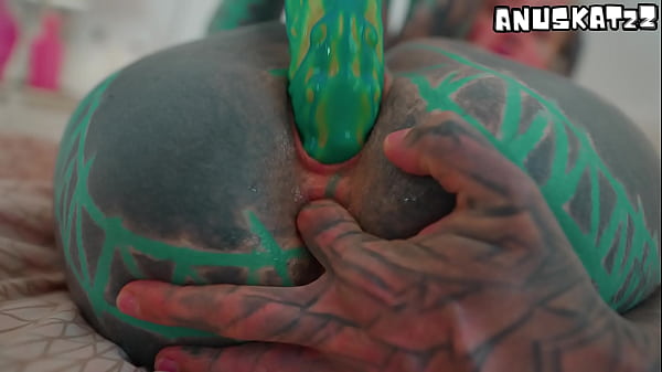 Solo Tattooed TEEN Big Toy Masturbation