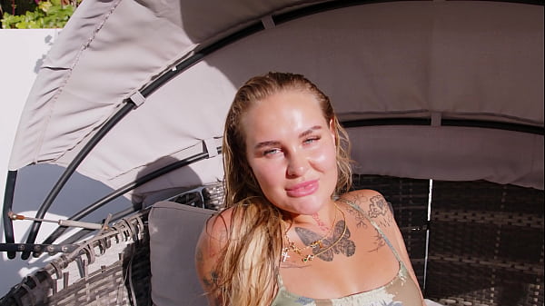 Nonton Premium Bukkake 5vs1 Lot Of Milk Over Her Face Ali Rose thumbnail