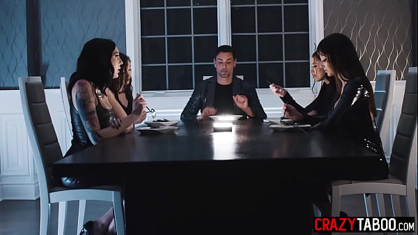 Luckybig dick guy can break_into dreams and_to breakinto babes pussies