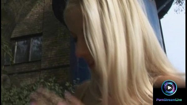 Play MP4 - Debie White strokes Rambo's dick to cum on her hands