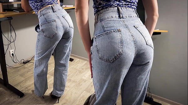 Milf Secretary In High Weist Jeans_Teases Her Nice_Butt