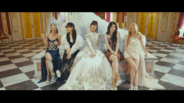 Lua y manu tienen rico sexo en zapatillas y quitan las ganas que ten&iacute;an dentro cantando una melodiosa canci&oacute;n klab entertainment 