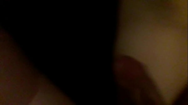 se assustando com alguem chegando