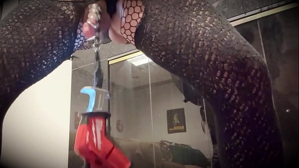 Jett Hoover Masturbates With Power Tool, So Excited She Is Not Sure If She Was Pissing Or Cumming, Seemed Like A Combination Of Both! thumbnail