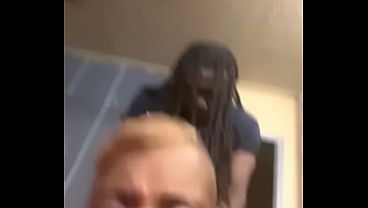 Nonton The Littyman Starburst Show - Litty Bust A Quick Nut In Star thumbnail