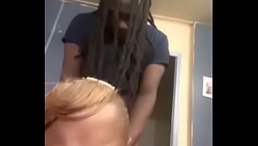 The littyman starburst show litty bust a quick nut in star