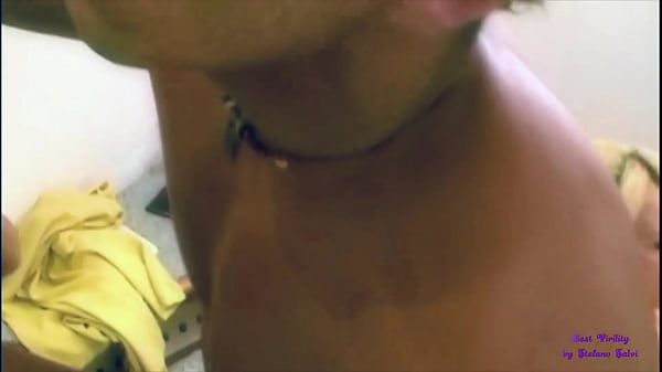 Orgia con sesso anale con due_bionde dai seni naturali e culi accoglienti