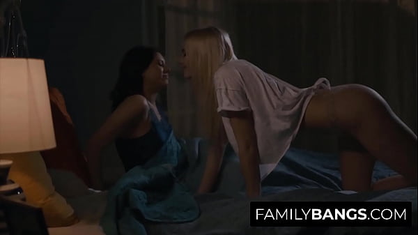 FamilyBangs comPetite_Teenies_Delighting theirLesbianHunger_at Midnight Kenna James_Shyla Jennings