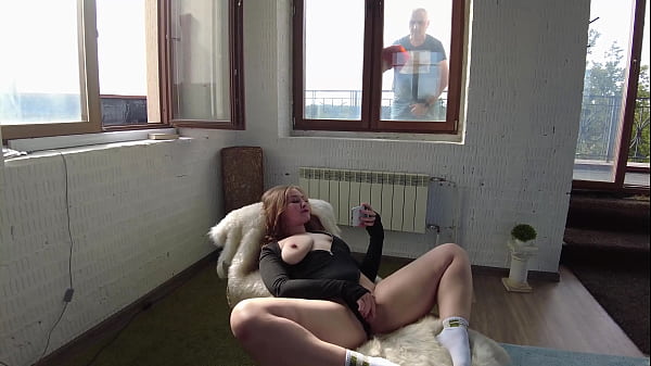 Play MP4 - in Sunny day