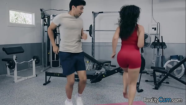 See black haired latian girl seducing friend with her big ass and suck him dry 