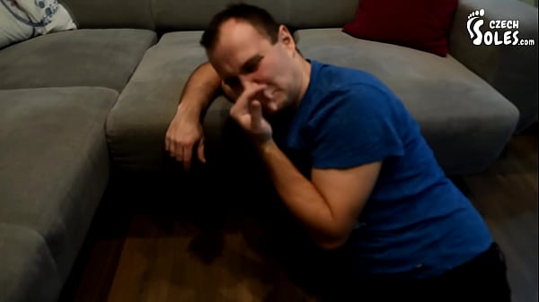 Loser licking Daniela&acute_s feet and she spitting on him.