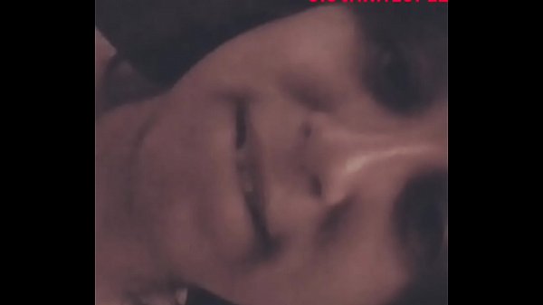 Play MP4 - Me manda su video