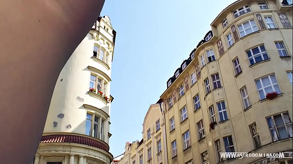 Play MP4 - Giantess World Domination Teaser