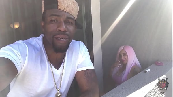 Rome major cums on bubble butt curvy barbie shakes that ass