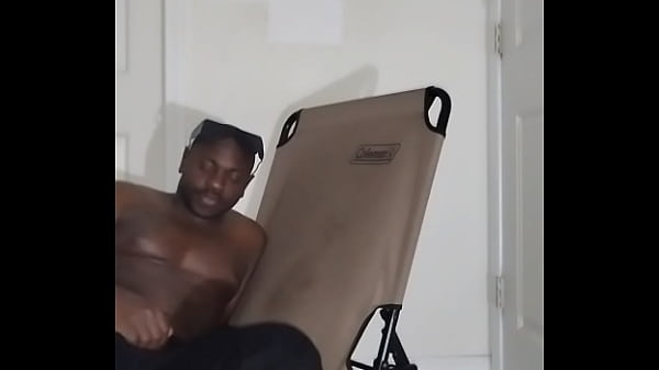 My impersonations ofa celebrity type for more free_Halloween costume ideas_5