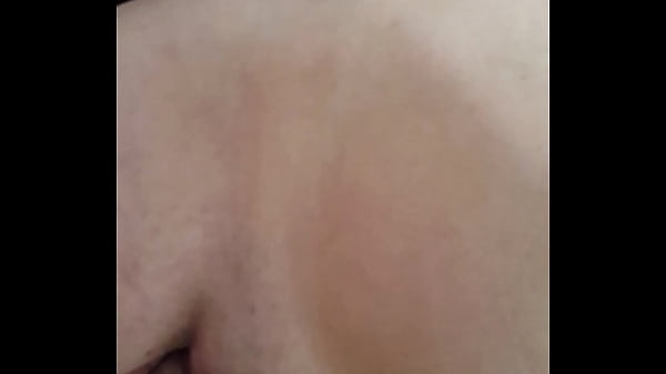 Squirts girl enjoys her lover 