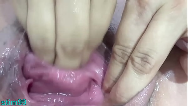 Play MP4 - Female Pee Hole Fucking with Cucumber Japanese Kinky urethral insertion