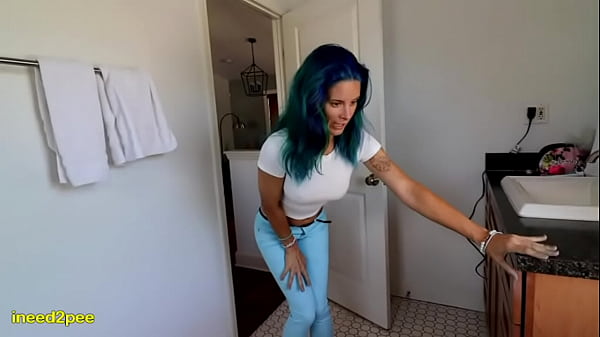 desperate to_pee hotties wetting her_panties_2024