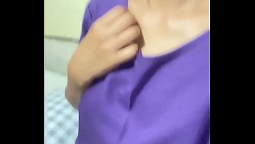 Nonton Pinay Kapit Bahay Nagpatira Habang Wala Jowa Nya! thumbnail