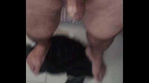 T&ocirc_ no cio esperando algu&eacute_m tirar esse leite todinho