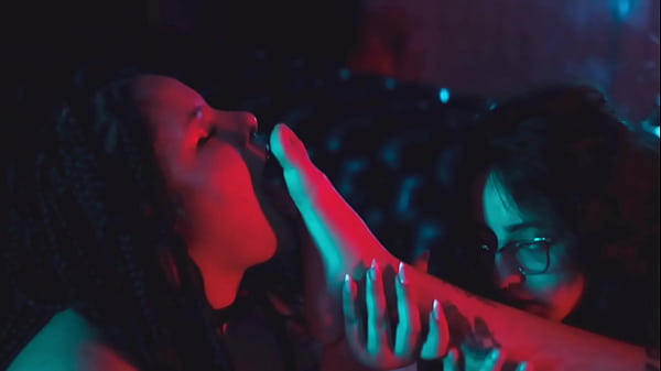 Nonton Foot Lesbian Orgy In Bed thumbnail