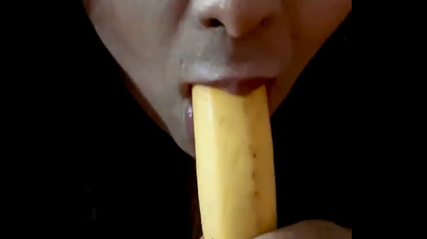 Play MP4 - Latina Miss Madii Banana blowjob Tease