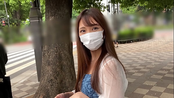 人気レースクイーンと裏引きお忍びセックス_スレンダーな褐色肌がエロい曲線美に ツンと張った乳首の感度は高めで大興奮 手マンで焦らされた滴る膣に挿入3EygwQy