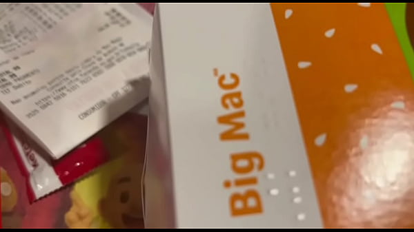 Nonton Levei A Safada No Fast Food E Depois Arrastei Pra Casa Comi A Buceta E Gozei No Cuzinho Dela thumbnail