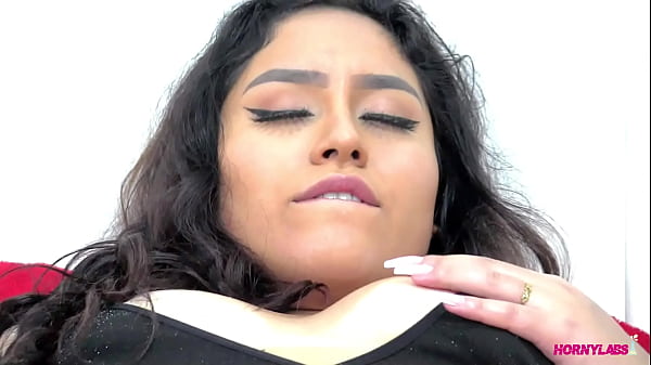 Play MP4 - Latina Culona se pone cachonda mientras se masturba con vibrador - Kassandra Miller