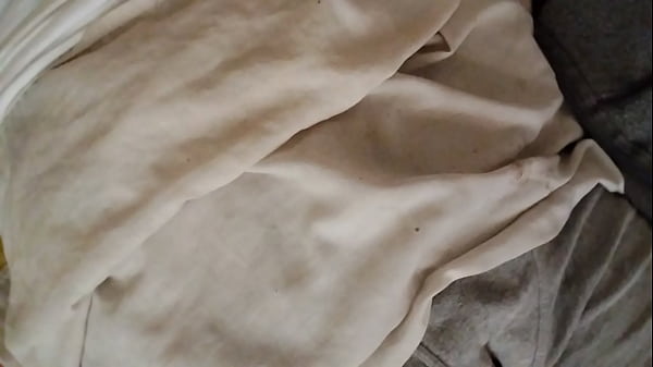 Nonton Fingering Myself For My Step-brother thumbnail