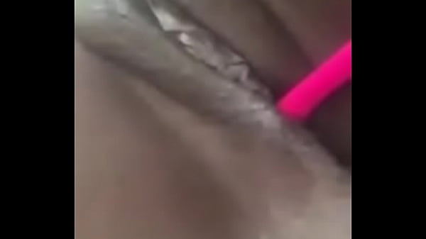 Sheplay with her pussy