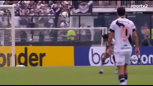 Pauzudo gozando em bahiana ate ela gemer e falar pra ele arrombar ela todinha 