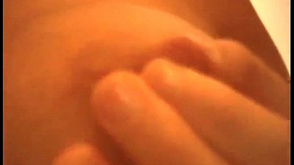 Amateur Maria Allen showing her private parts 