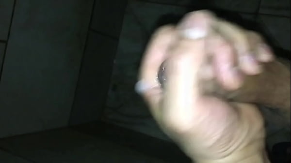 Mais uma punheta gostosa