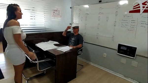 Escritório de engenharia_virou motel