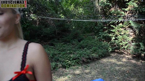 Play MP4 - orsi foot worship lg