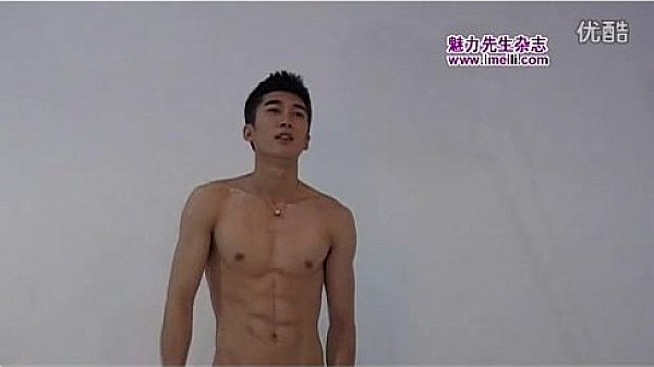 Sexy Chinese model shooting -&aring;&reg;&lsaquo;&ccedil;&permil;&aring;&reg;&Dagger; 