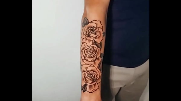 Olha o que eu fiz esses diasquem for do rj e quiser fazer tatuagem comigo chama na dm 