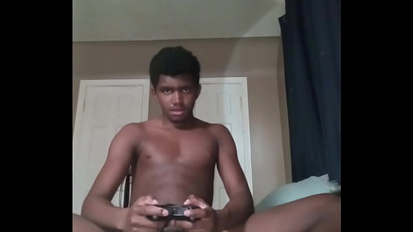 Play MP4 - ITS XMAS DAY AND ITS TIME FOR A BIG DICK PLAYTIME