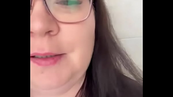 Play MP4 - arbeits pipi