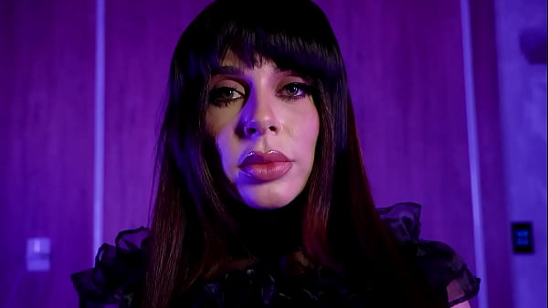 Nonton What A Long Cock Mr Jigsaw! Halloween Special With Luiza Marcato thumbnail