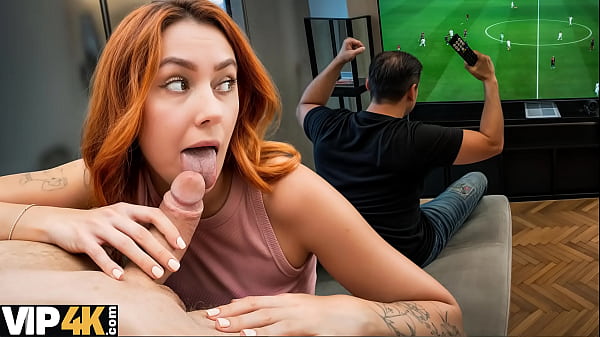 Hunt4k he sold his girlfriend's for game