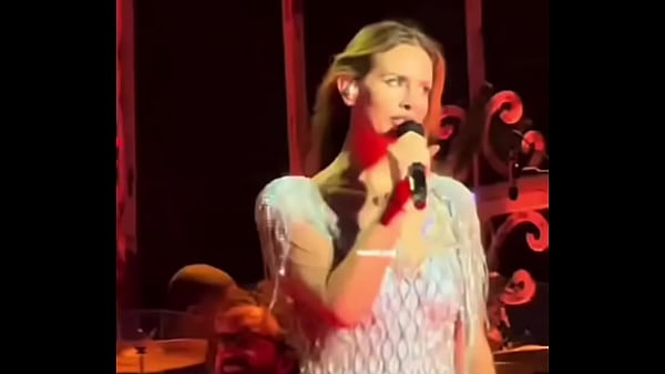 Lana DelRey singing A Wlive atLeeds Festival_8 26 24