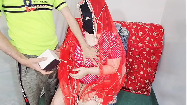 Memorable Anal Sex When Alex S Netu For Valentine's Day, This Hot Indian Bbw Gets Her Huge Ass Fucked As A Gift On Chair thumbnail