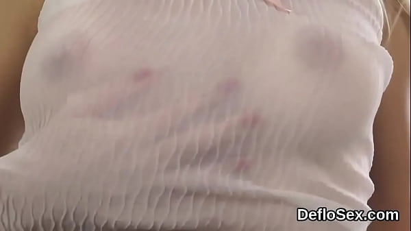 Tempting teenie pleasuresspread snatch until_she is having orgasm