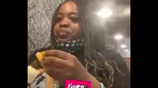 Play MP4 - KreamyEmpress eats at restaurant with rose toy